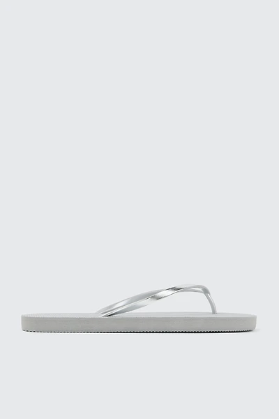Ardene Shiny Flip-Flops Sandals in Silver | Size | Eco-Conscious