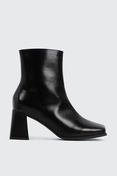 Ardene Flare Heel Ankle Boots in | Size | Faux Leather/Faux Suede