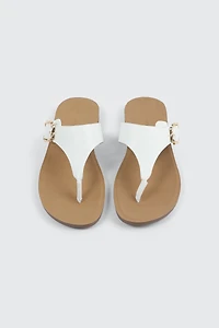 Sandales plates à bout rond et boucle