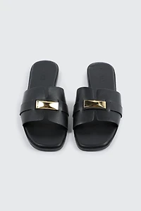 Sandales à bout carré