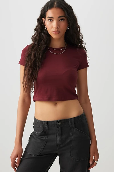 Ardene Basic Ultra Crop Crew Neck T-Shirt in Burgundy | Size Large | Cotton/Elastane | Eco-Conscious