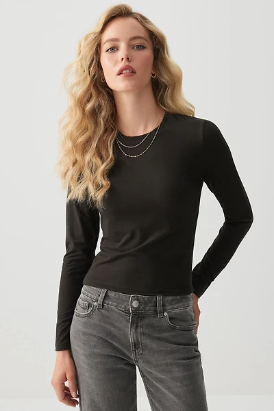 Ardene Long Sleeve Crew Neck T-Shirt in | Size | Polyester/Elastane