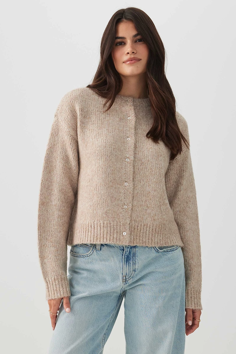 Cardigan en tricot pelucheux