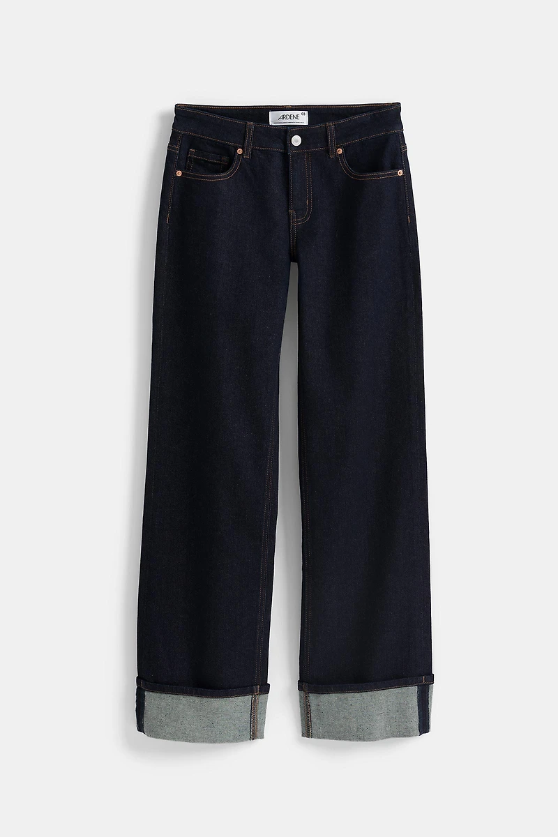 Le jean Era coupe droite à revers