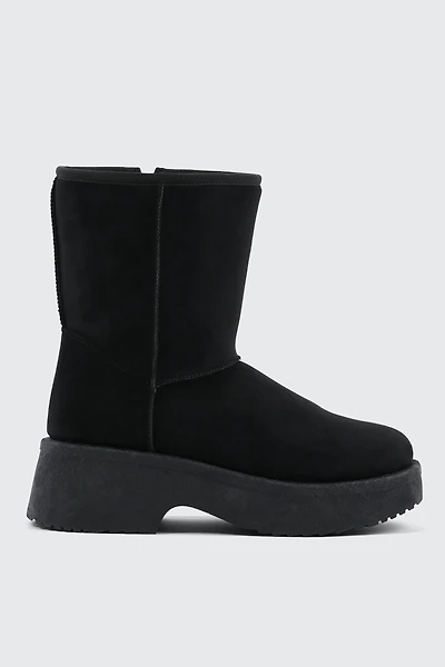 Ardene Chunky Platform Faux Sheepskin Boots in Black | Size | Faux Suede