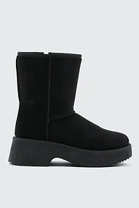 Ardene Chunky Platform Faux Sheepskin Boots in Black | Size | Faux Suede