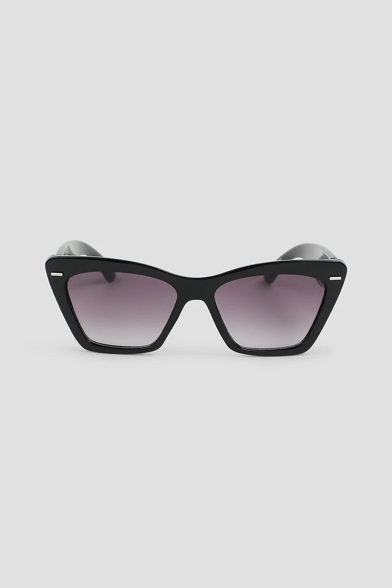 Ardene Square Cat Eye Sunglasses in Black