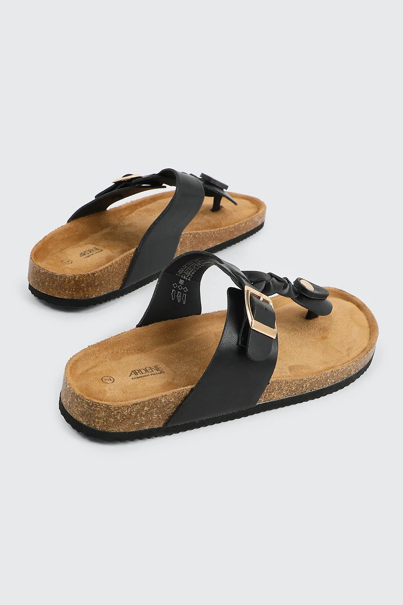 Sandales à bride en T tressée