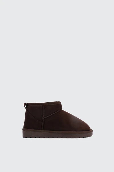 Ardene Kids Faux Sheepskin Boots in Brown | Size | Faux Suede