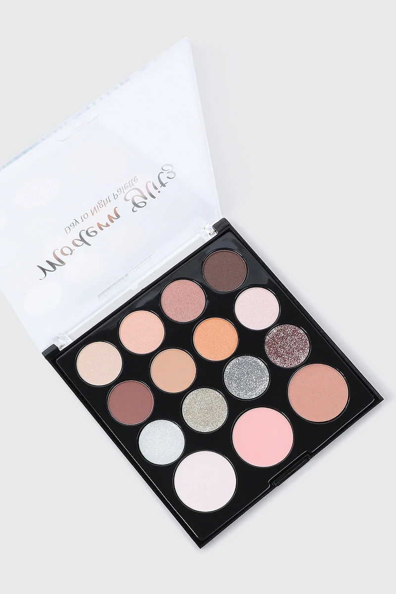 Palette de fards à paupières et à joues