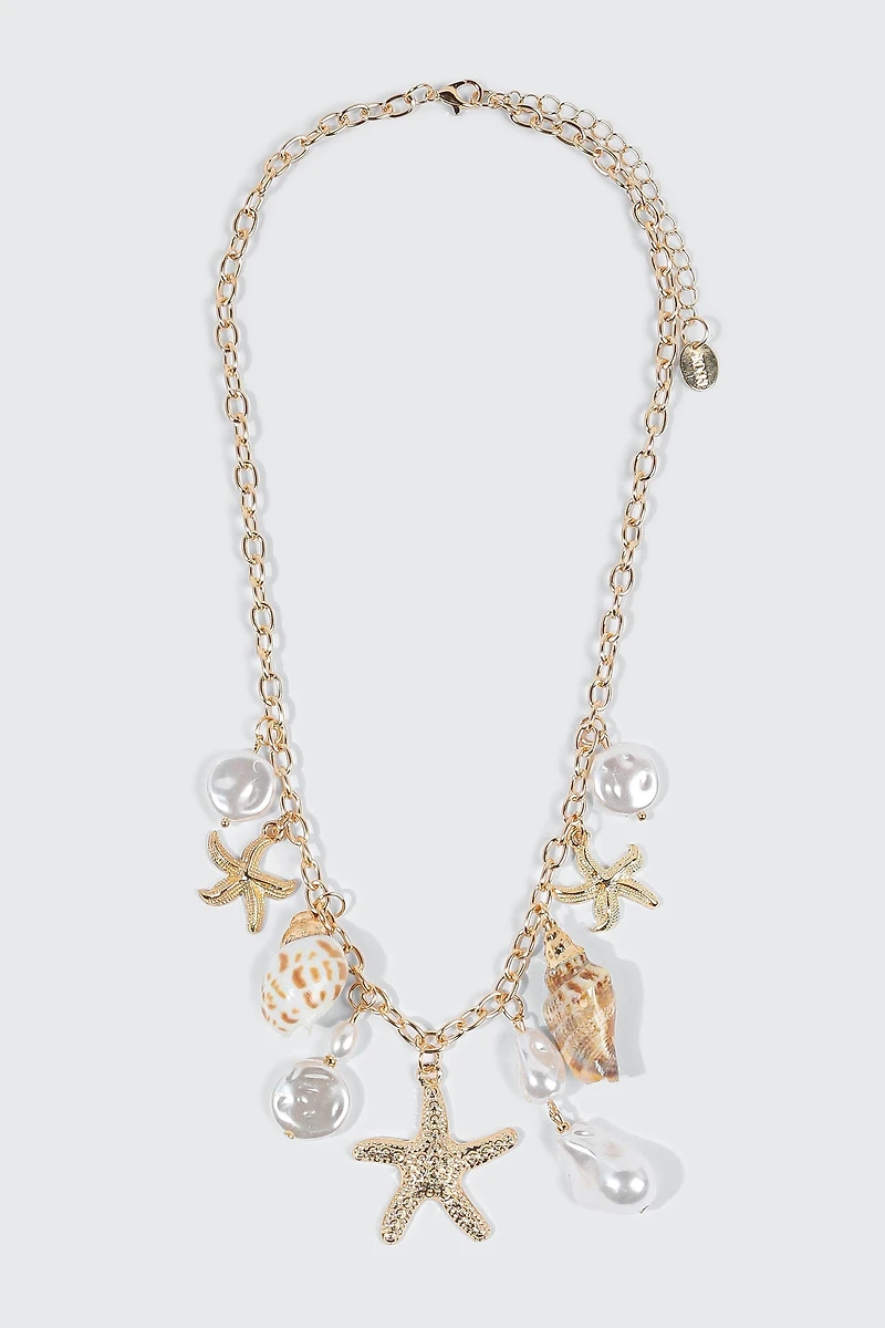 Collier breloques coquillages