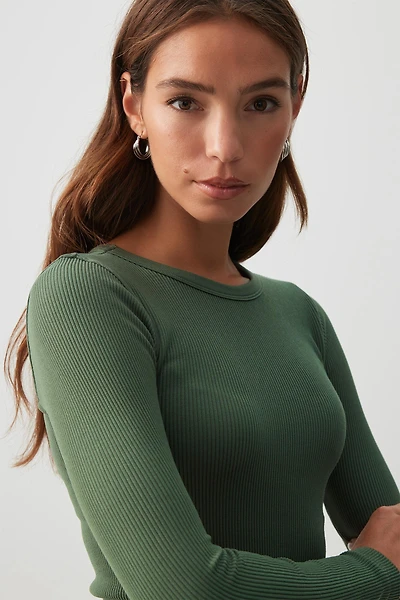 Ardene Seamless Crop Long Sleeve T-Shirt in Thyme | Size | Polyester/Nylon/Elastane | Eco-Conscious