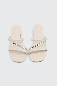 Sandales multibrides à talon bas