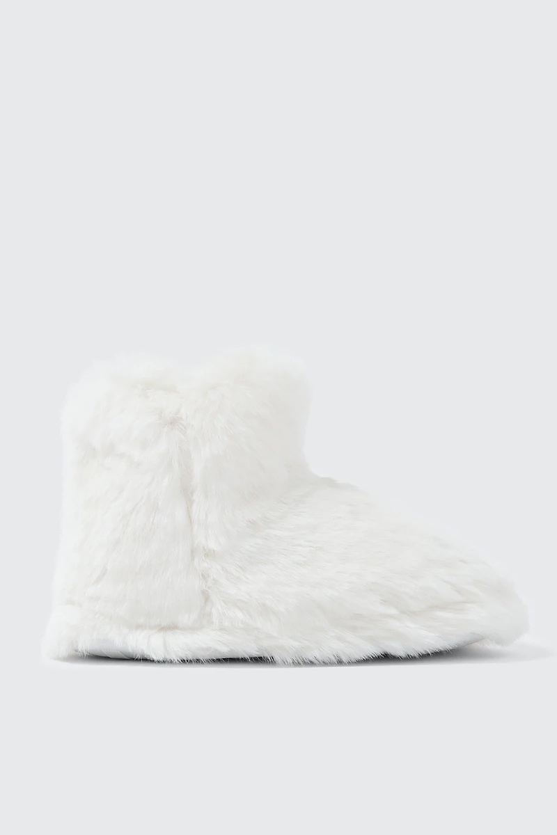 Ardene Faux Fur Bootie Slippers in Off-White | Size | Eco-Conscious