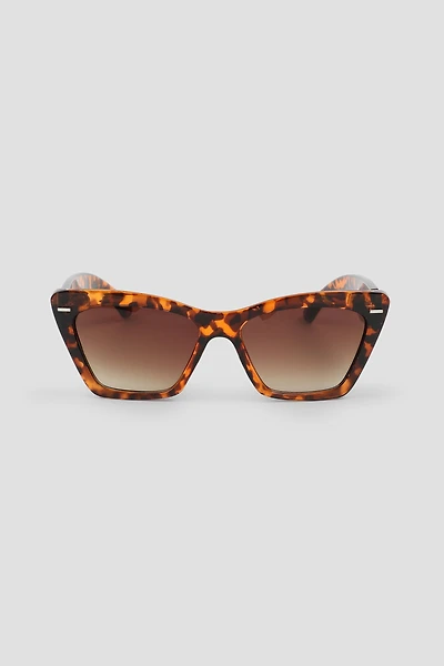 Ardene Square Cat Eye Sunglasses in Brown