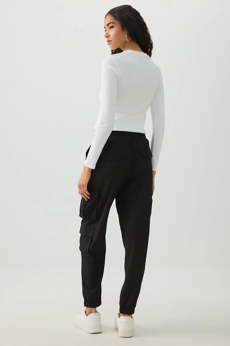 Pantalon cargo style jogging souple et extensible