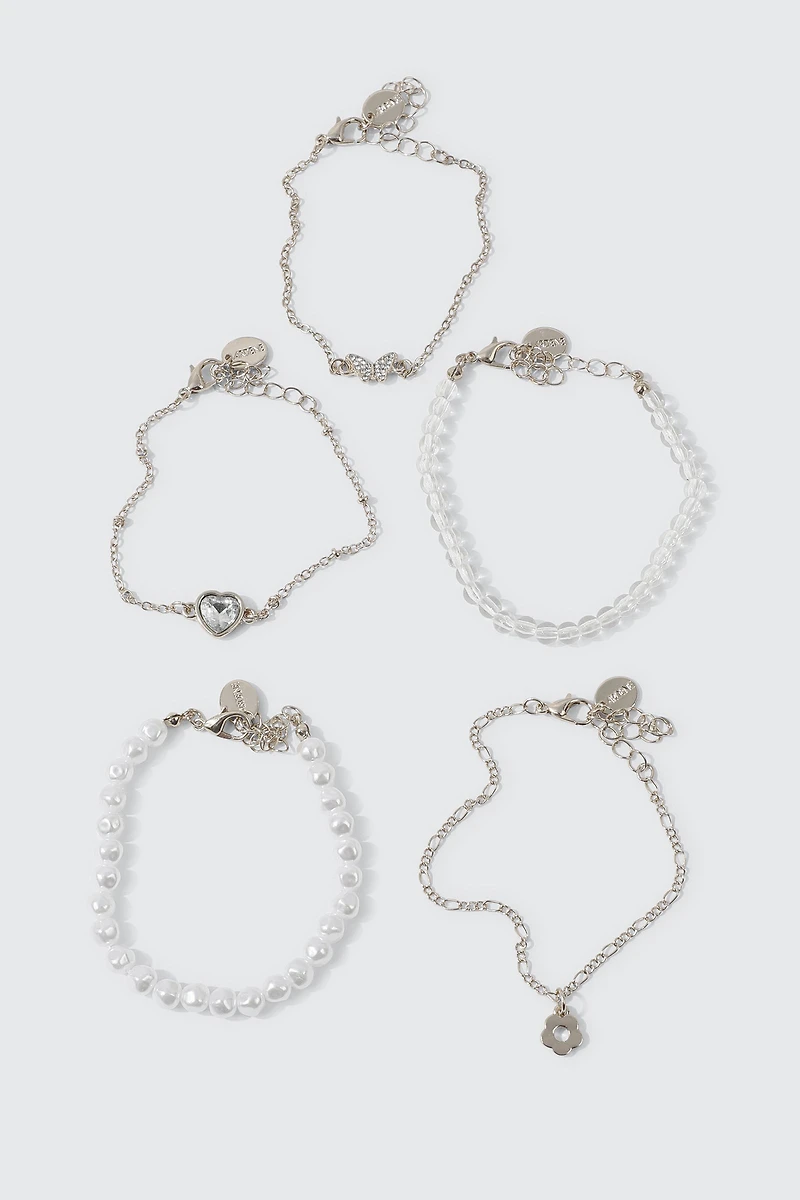 Ardene 5-Pack Daisy & Butterfly Bracelets in Silver