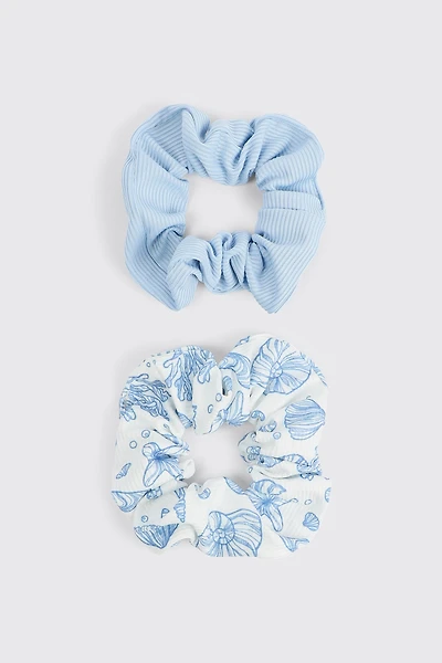 Ardene 2-Pack Seashell & Solid Scrunchies in Light Blue