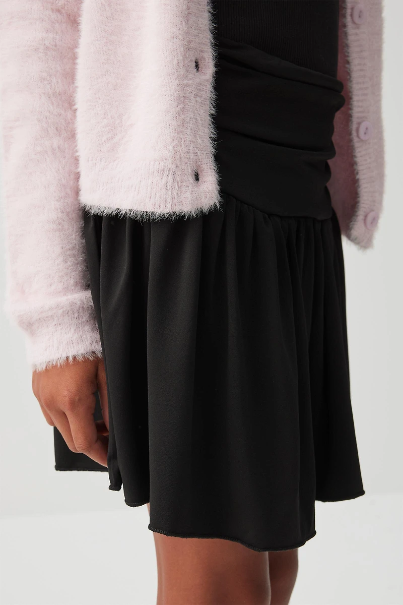 Jupe courte à taille froncée