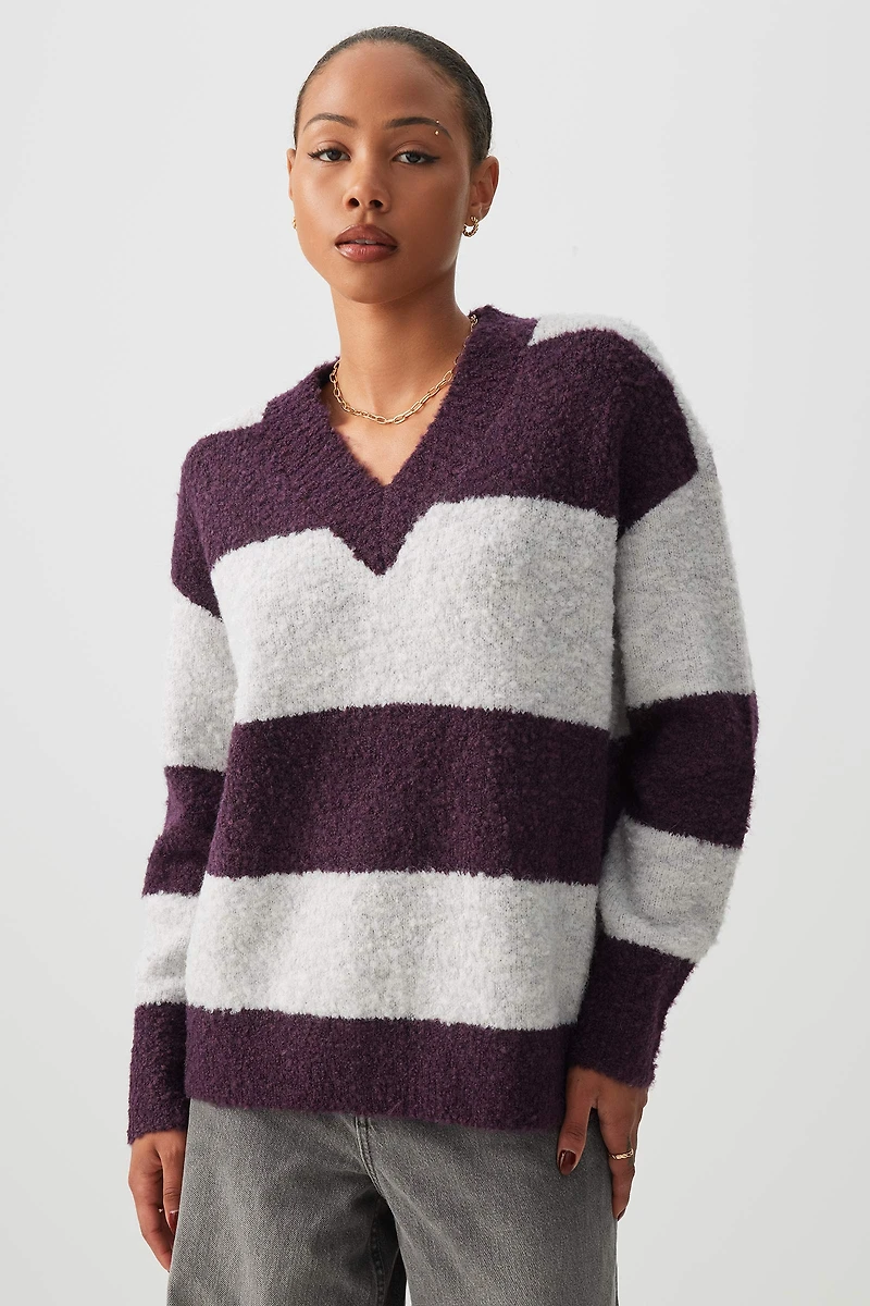 Ardene Boucle Oversized V-Neck Sweater in Burgundy | Size | Polyester/Elastane