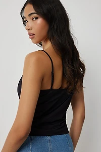 Camisole col bénitier à volants et rosette