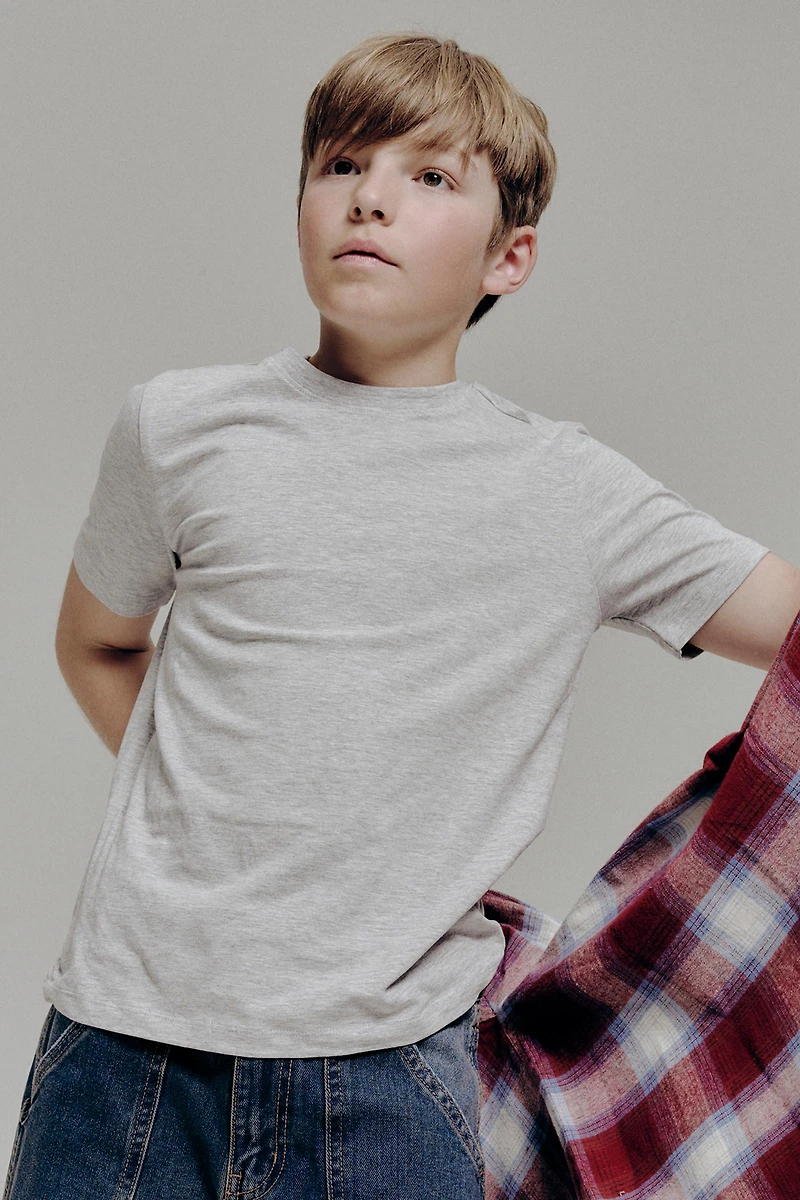 Ardene Kids Classic T-Shirt in | Size | Spandex/Cotton | Eco-Conscious