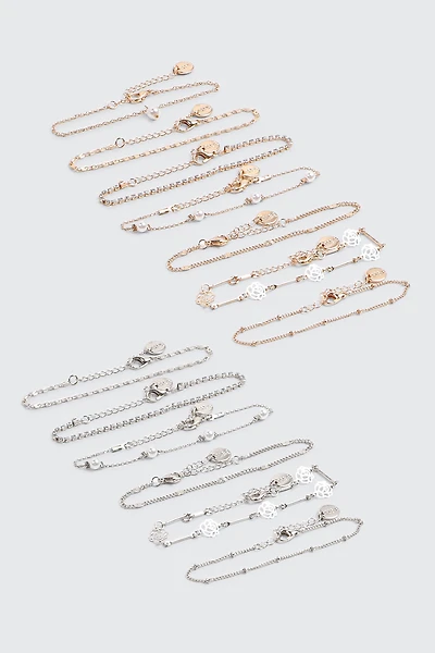 Ardene 13-Pack Pearl & Rose Bracelets in Gold