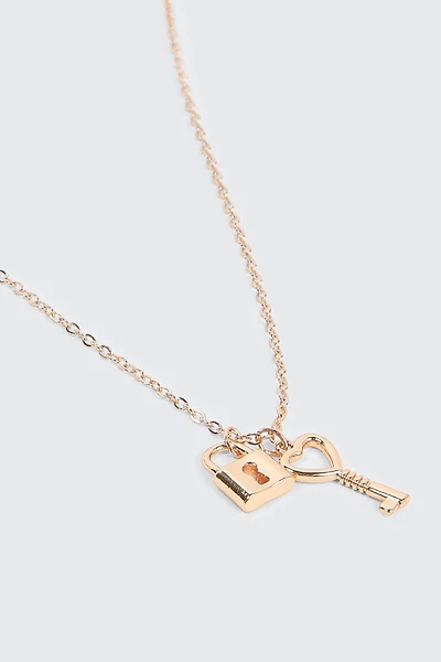 Ardene Lock & Key Necklace in Gold