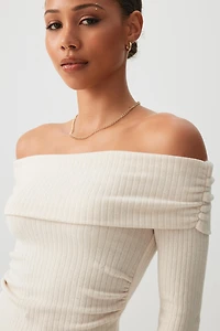 Haut à manches longues et épaules dénudées