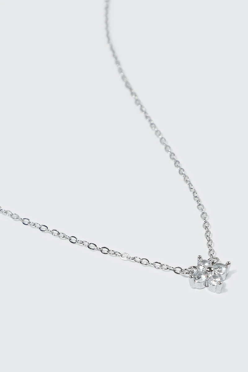 Collier étoile plaqué or blanc  14K