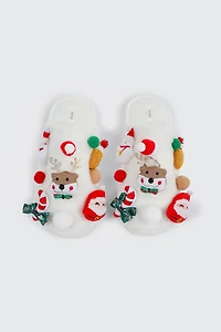 Pantoufles en fausse fourrure à détail d'ornements