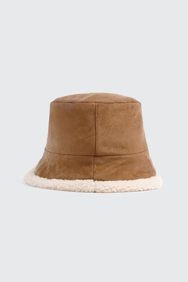 Ardene Reversible Faux Sheepskin Bucket Hat in Cognac | Polyester