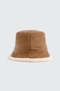 Ardene Reversible Faux Sheepskin Bucket Hat in Cognac | Polyester