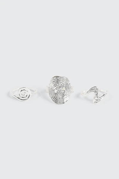 Ardene 3-Pack Assorted Swirl Rings in Silver | Size