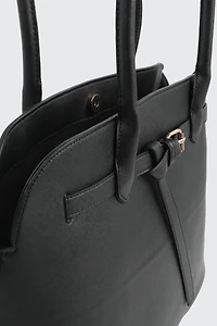 Grand sac fourre-tout à détail de boucle