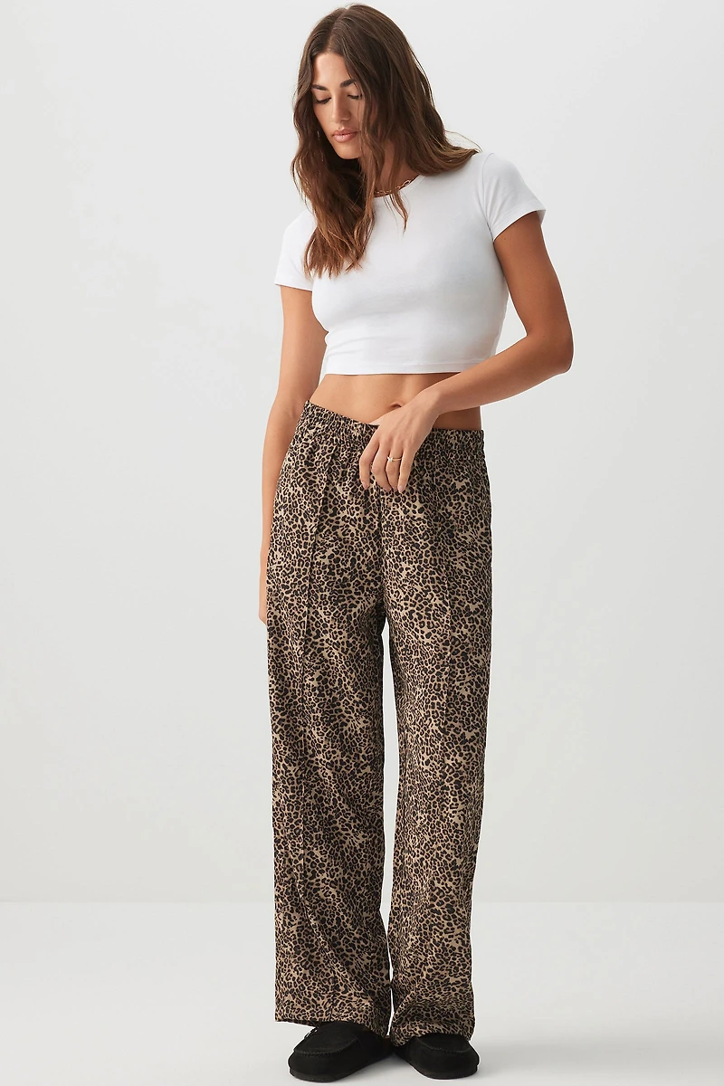 Ardene Flowy Twill Wide Leg Pants in Brown | Size | Polyester