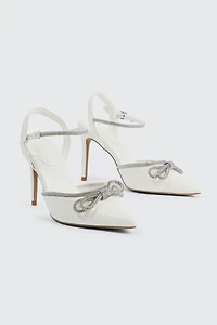 Escarpins à boucle en pierre du Rhin