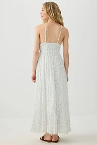 Robe maxi à col V en tissu froissé avec poches