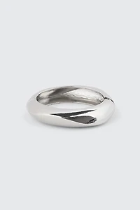 Ardene Wavy Bangle in Silver