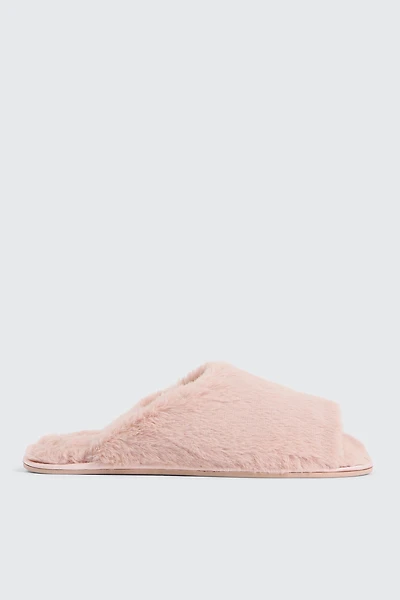 Ardene Faux Fur Slippers in Light Pink | Size