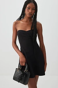 Petit sac fourre-tout à détail de boucle