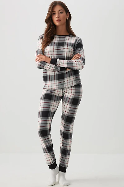 Ardene HUSHKNIT Skinny Jogger PJ Set in | Size | Polyester/Elastane | Eco-Conscious