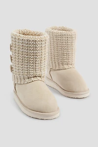 Pantoufles bottes à boutons