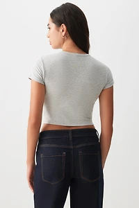 T-shirt ultracourt à col rond Basic