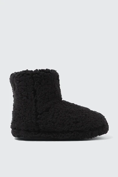 Ardene Berber Fleece Bootie Slippers in Black | Size