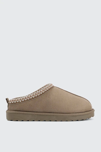 Ardene Faux Sheepskin Clogs in Khaki | Size | Faux Suede