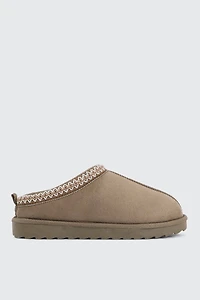 Ardene Faux Sheepskin Clogs in Khaki | Size | Faux Suede