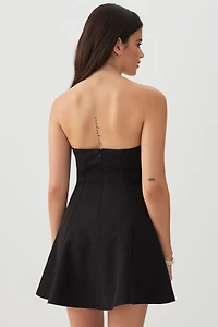 Minirobe bustier noire