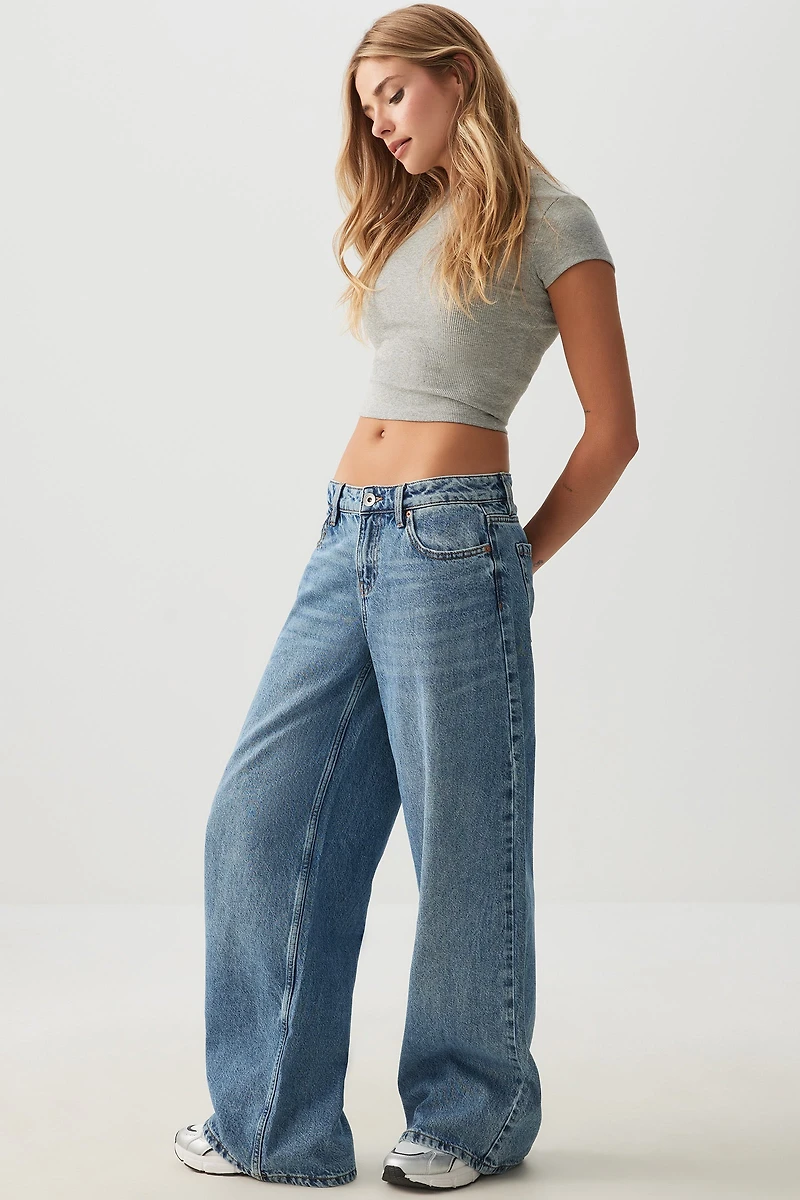 Ardene The Off-Duty Low Rise Wide Leg Jean in Medium Blue | Size | 100% Cotton