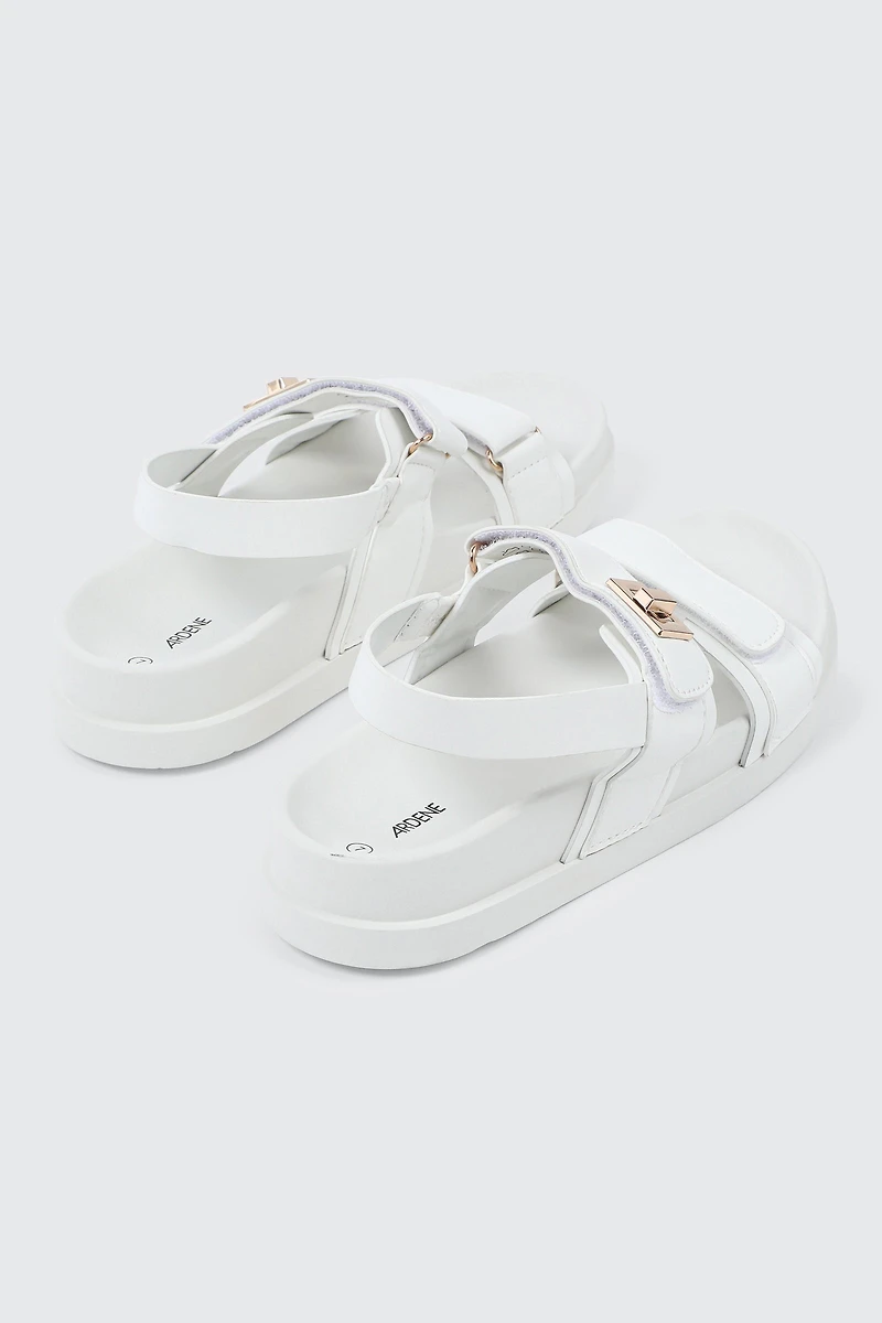 Sandales plates à bride arrière